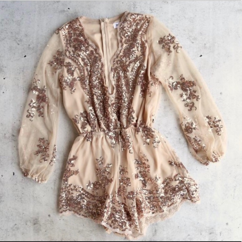 Sexy romper in rose gold sequins